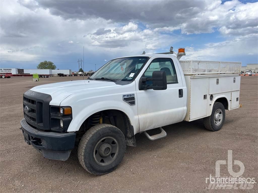 Ford F-250 Vehículos - Taller