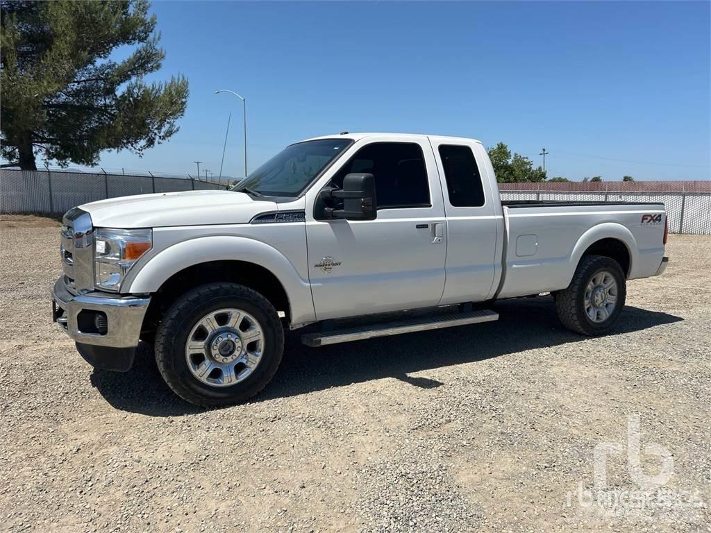 Ford F-250 Furgonetas caja abierta
