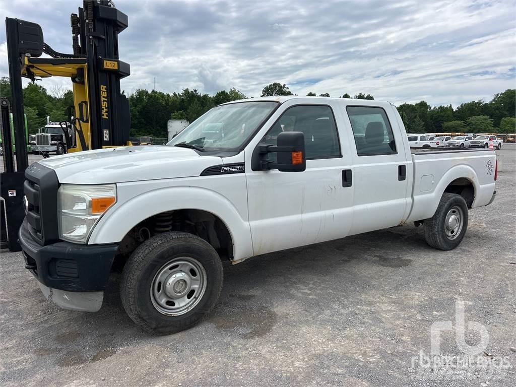 Ford F-250 Furgonetas caja abierta