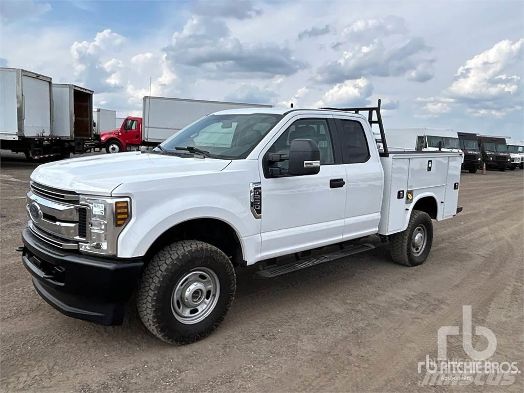 Ford F-250 Vehículos - Taller