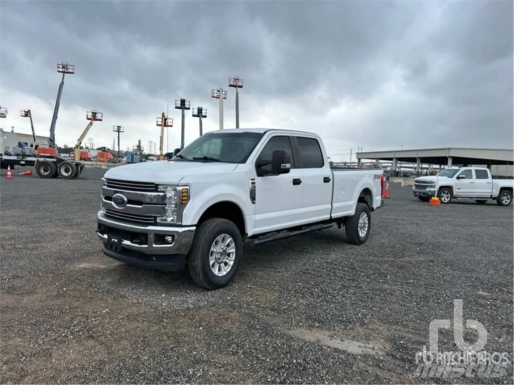 Ford F-250 Furgonetas caja abierta