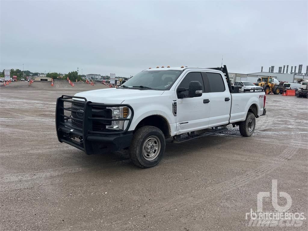Ford F-350 Furgonetas caja abierta