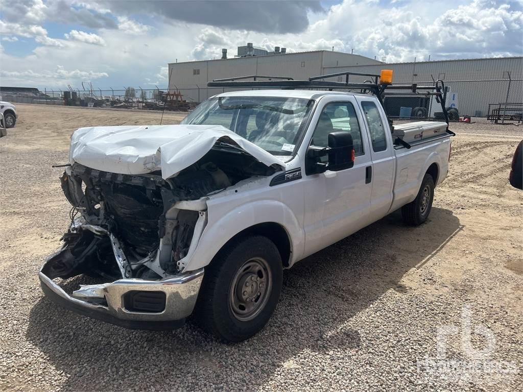 Ford F-350 Furgonetas caja abierta