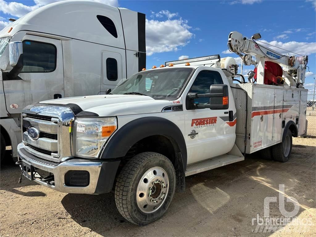 Ford F-550 Vehículos - Taller