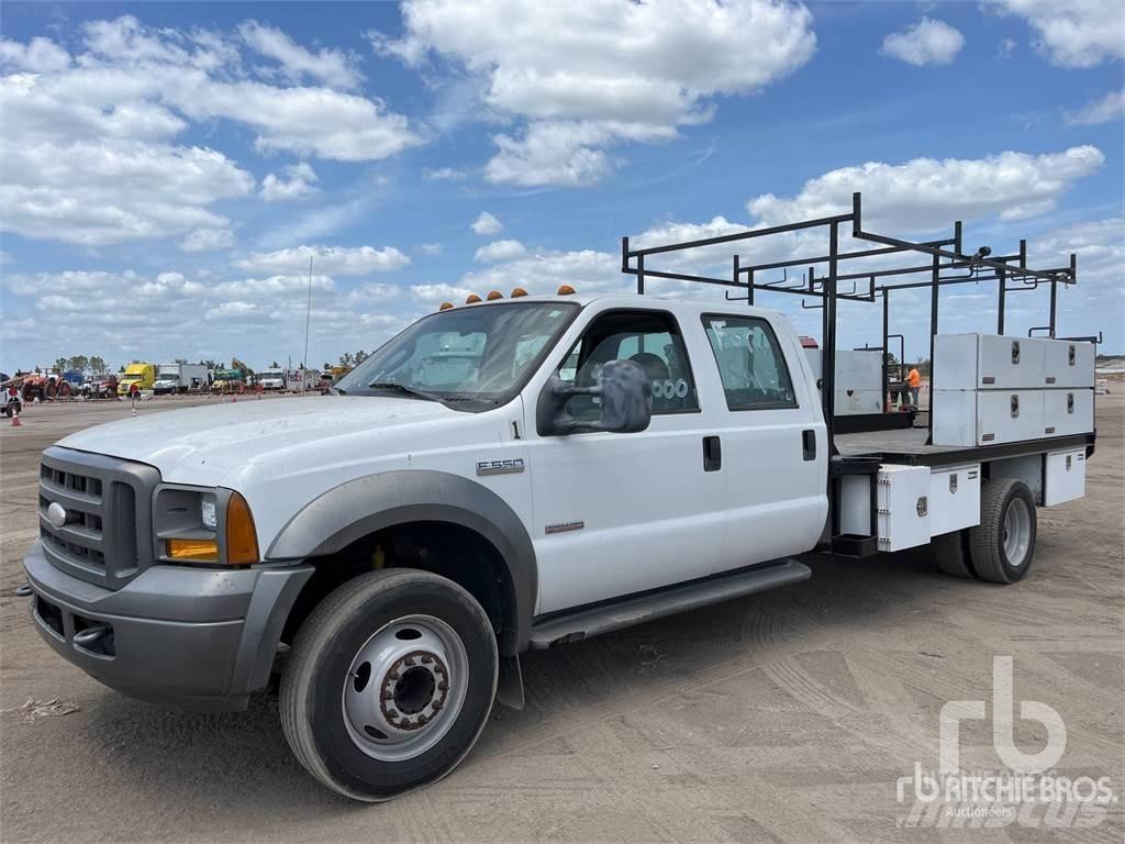 Ford F-550 Furgonetas caja abierta