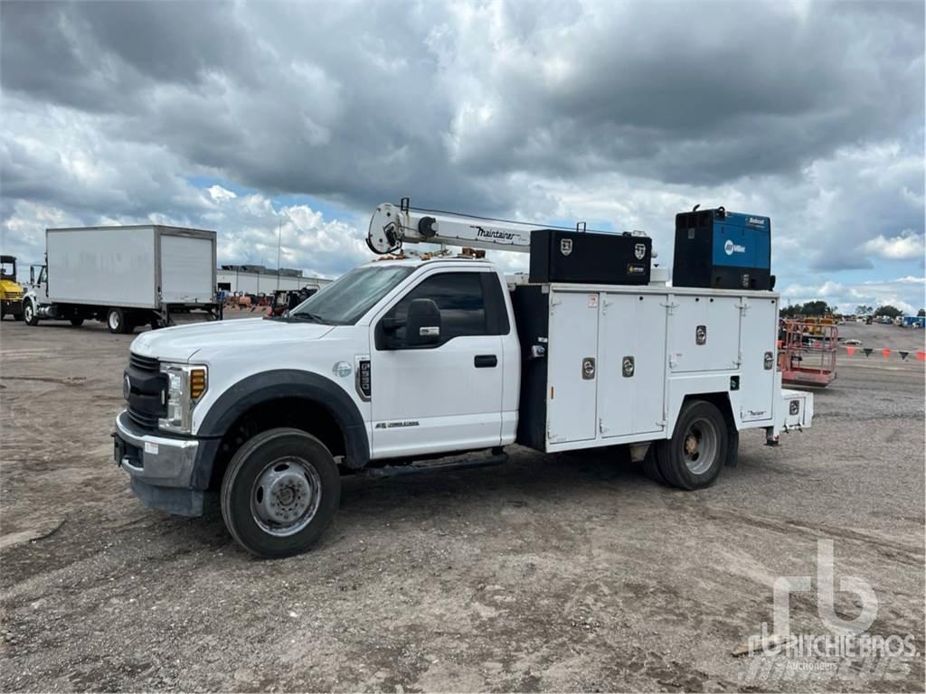 Ford F-550 Vehículos - Taller