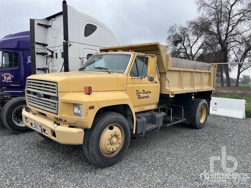 Ford F-700 Camiones bañeras basculantes o volquetes