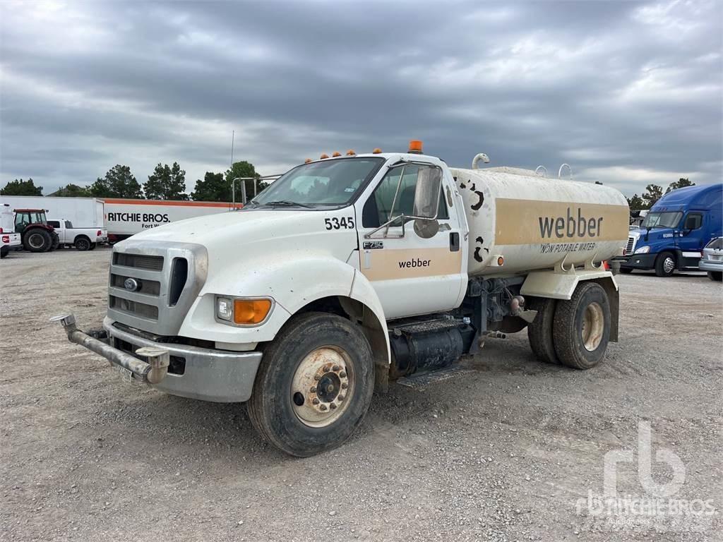 Ford F-750 Camiones cisterna