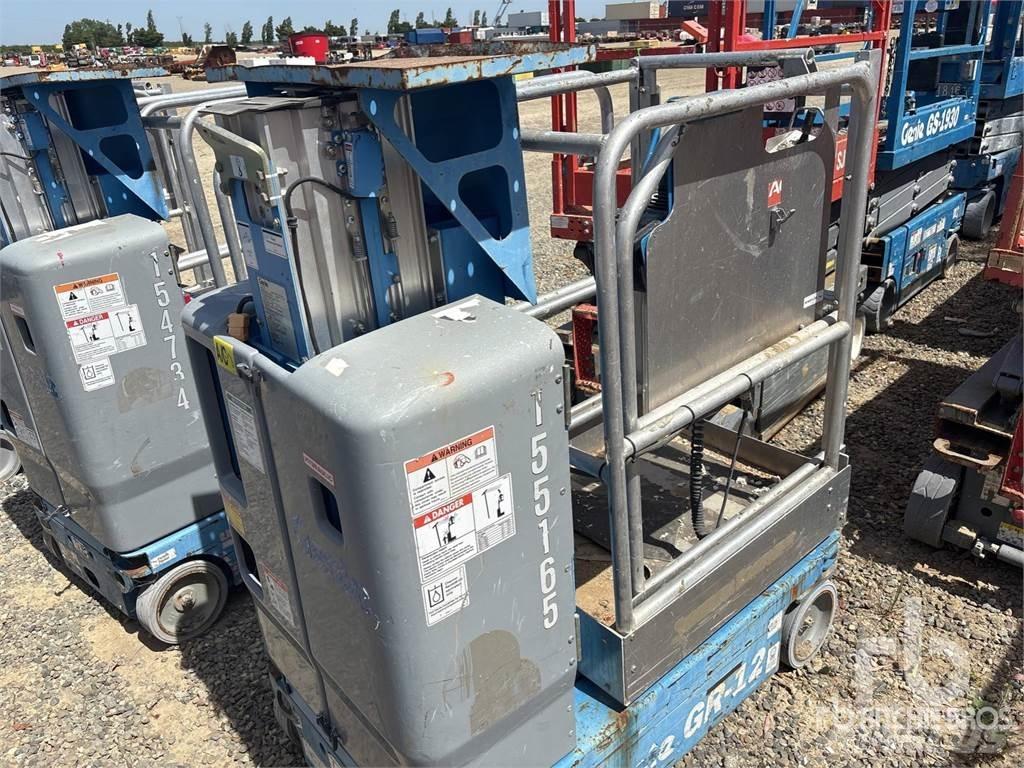Genie GR-12 Plataforma de trabajo articulada