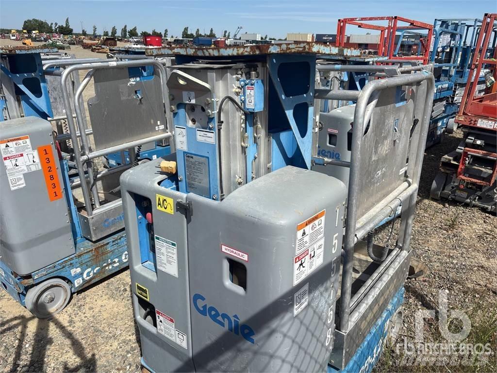 Genie GR-12 Plataforma de trabajo articulada
