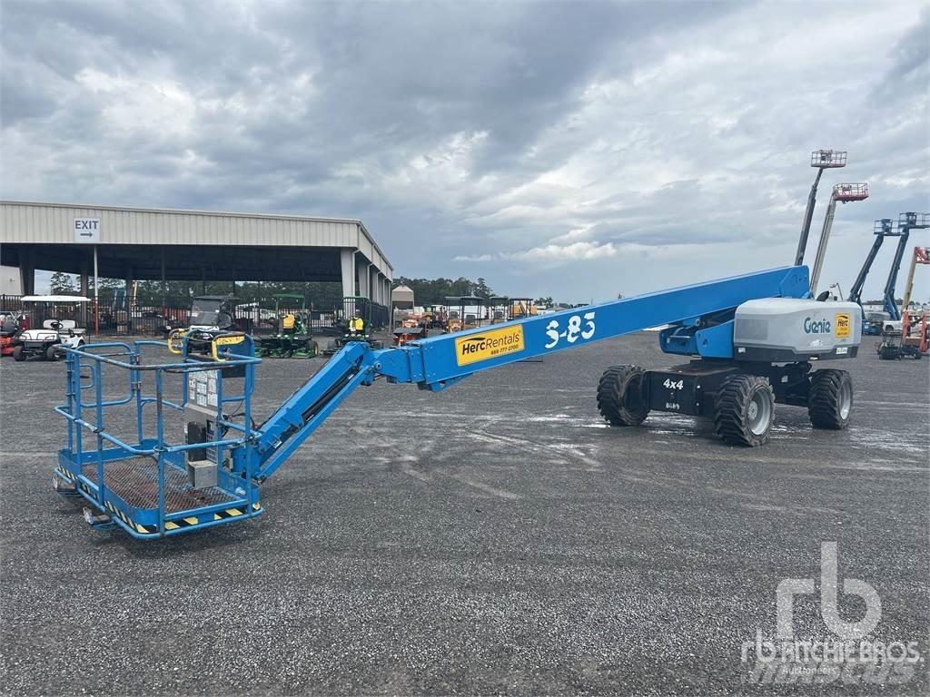 Genie S-85 Plataforma de trabajo articulada