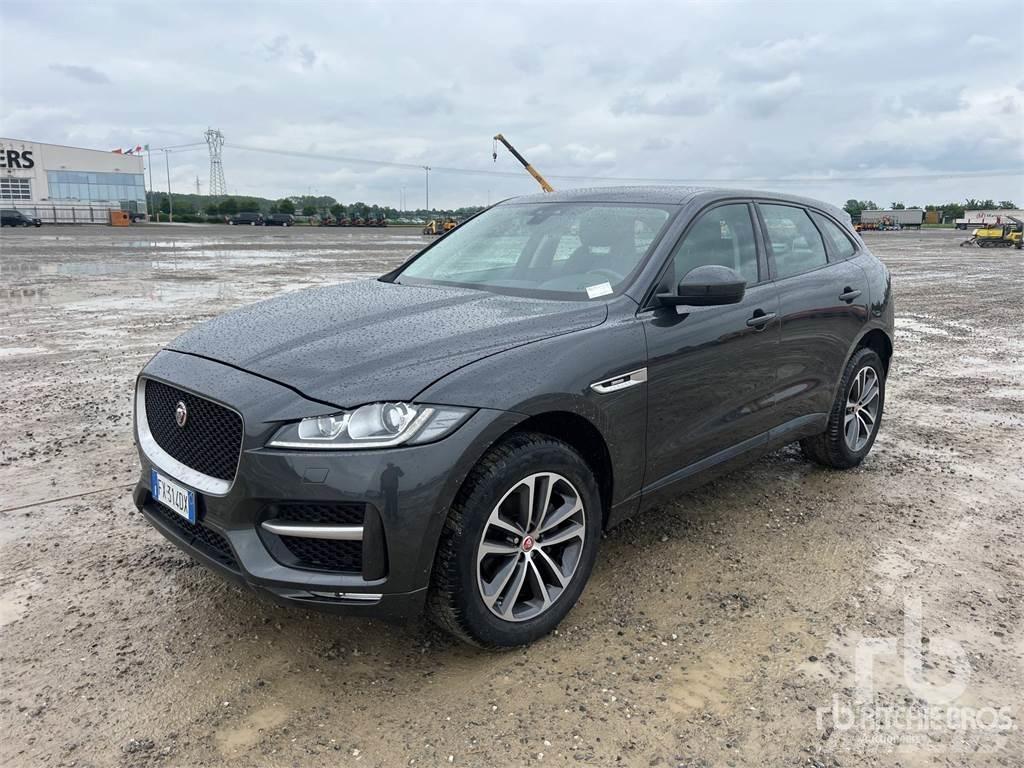 Jaguar F-PACE Furgonetas caja abierta