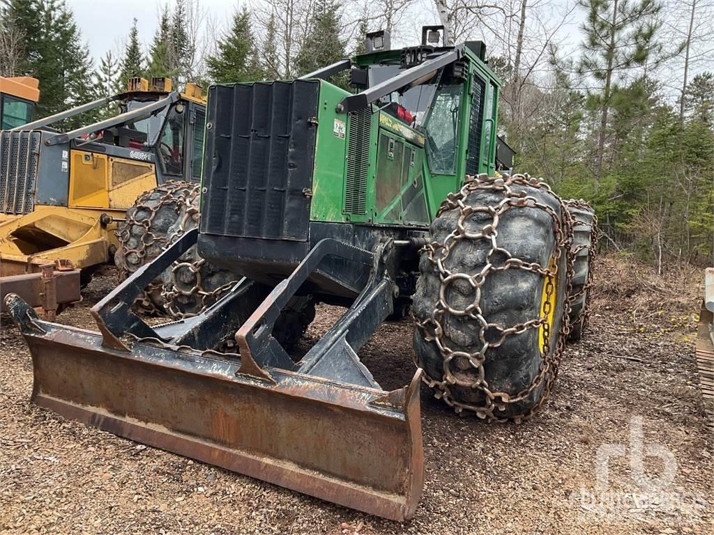 John Deere 848H Arrastrador de troncos