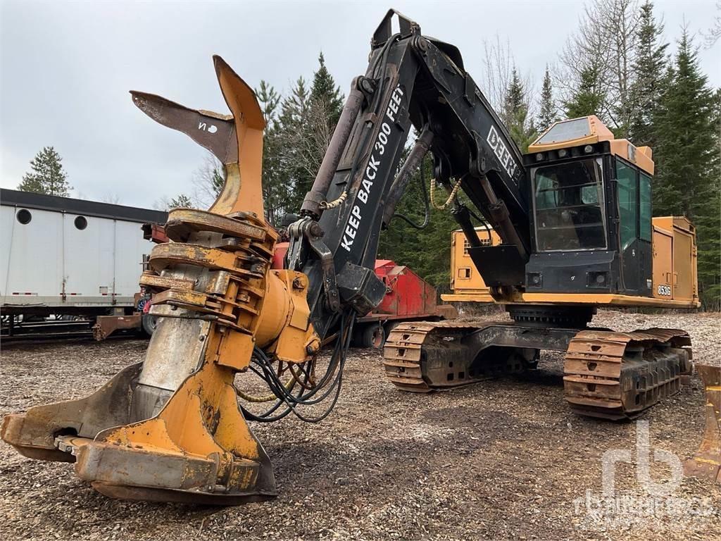 John Deere 853G Talador apilador