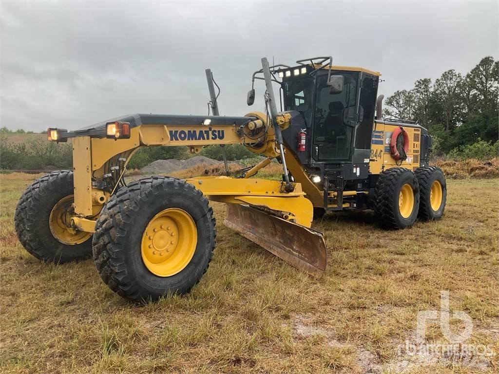 Komatsu GD655-6 Motoniveladoras