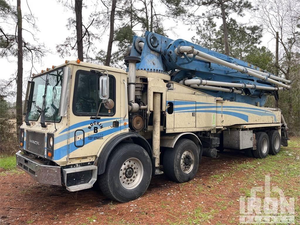 Mack 47M Camiones hormigonera