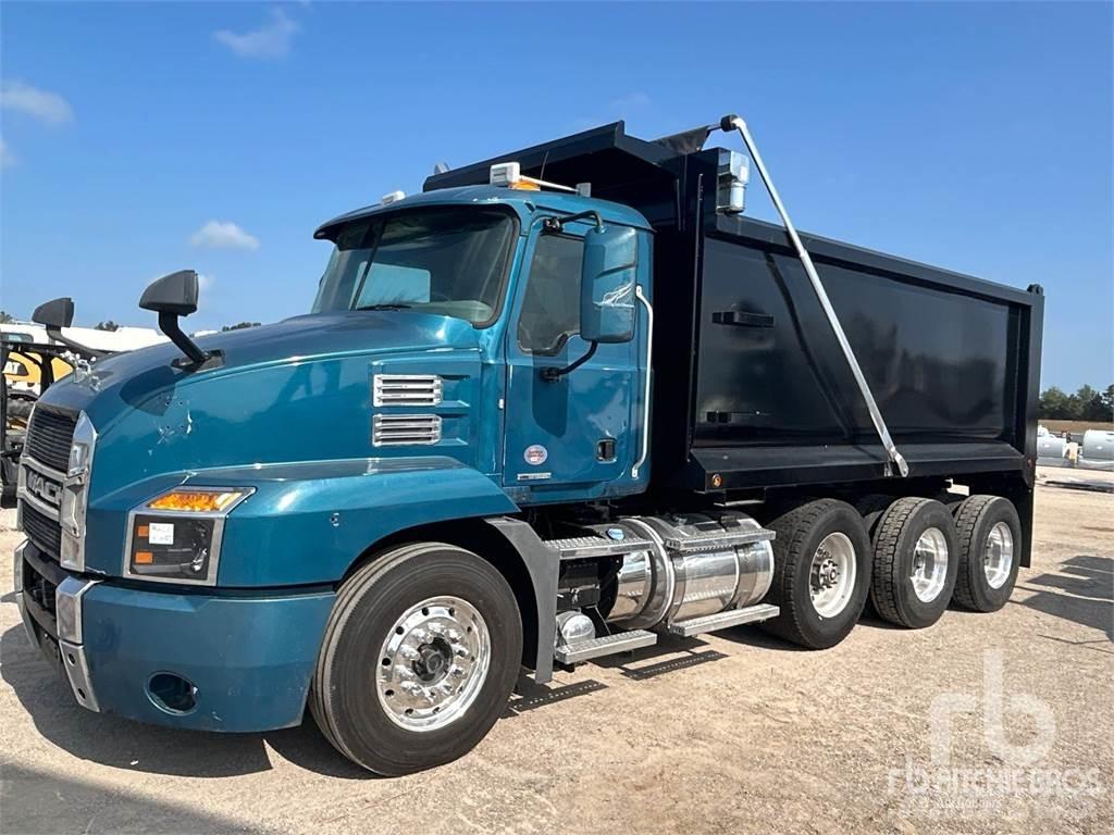 Mack ANTHEM Camiones bañeras basculantes o volquetes