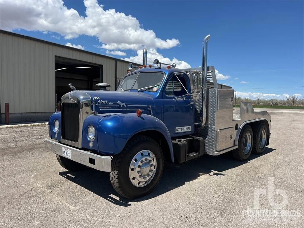 Mack B61 Camiones plataforma