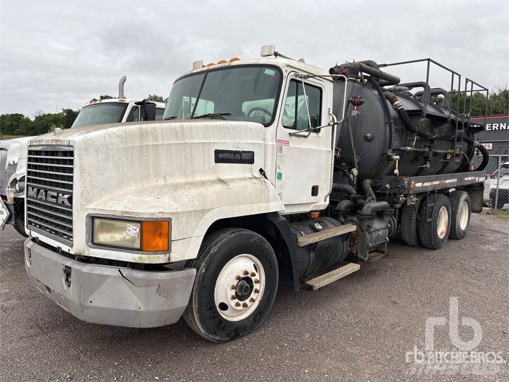 Mack CH613 Camiones aspiradores/combi