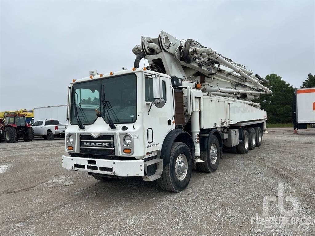 Mack MRU613 Camiones hormigonera