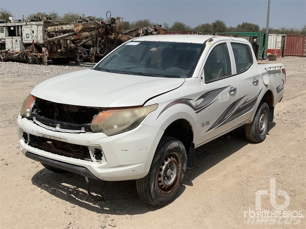 Mitsubishi L200 Furgonetas caja abierta