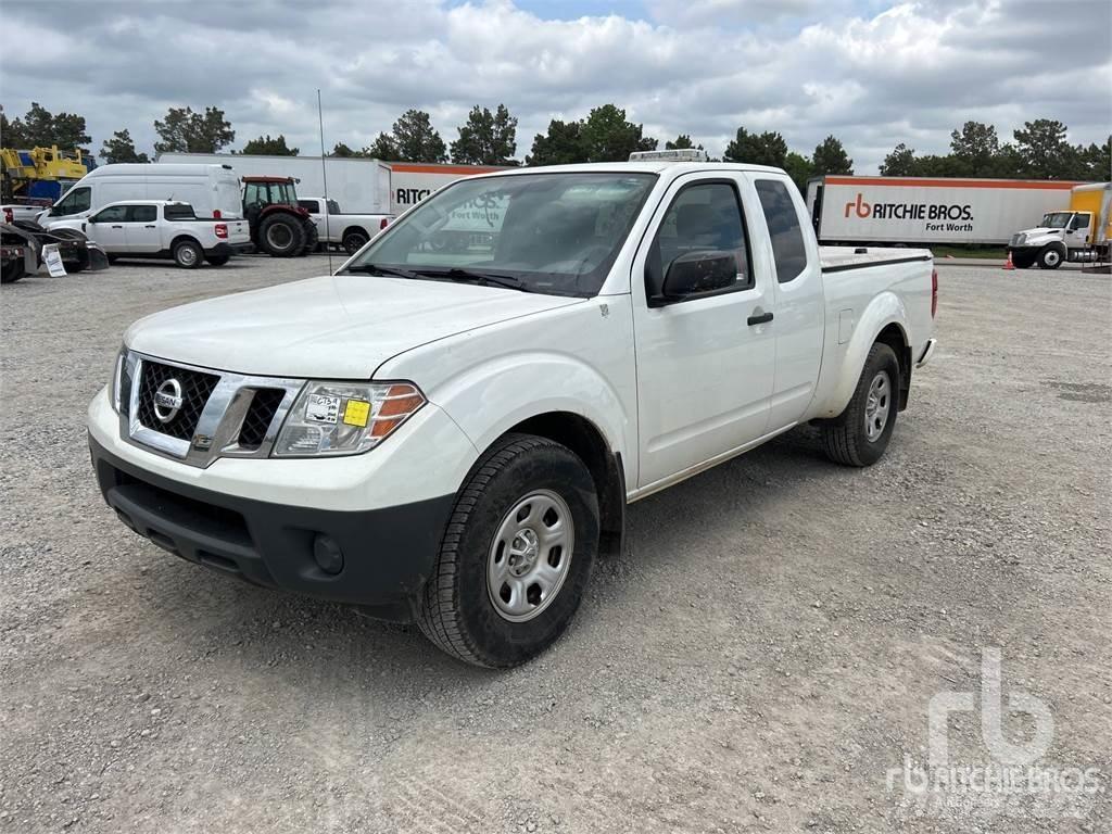 Nissan FRONTIER Furgonetas caja abierta