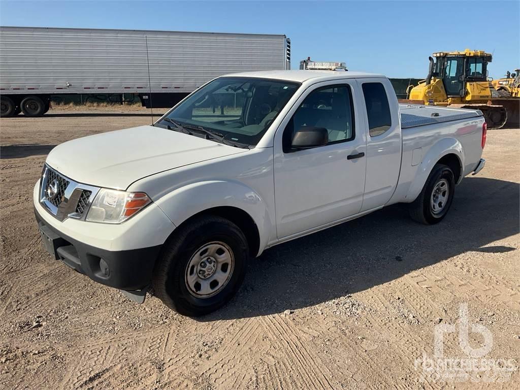 Nissan FRONTIER Furgonetas caja abierta
