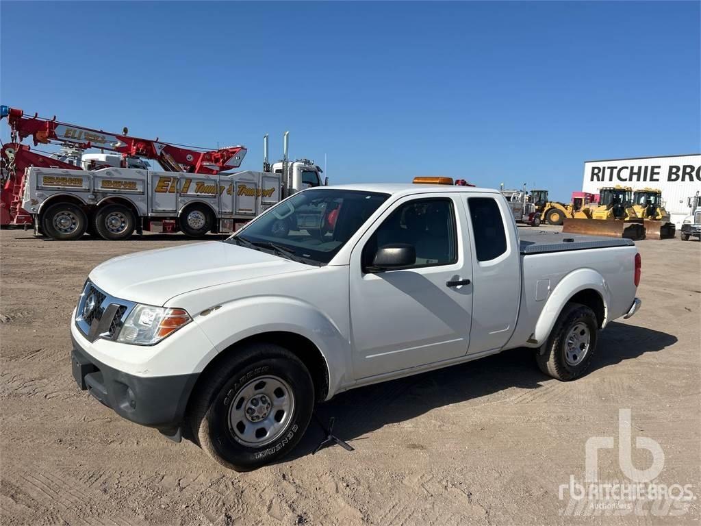 Nissan FRONTIER Furgonetas caja abierta
