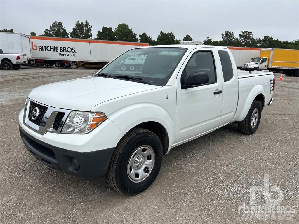 Nissan FRONTIER Furgonetas caja abierta