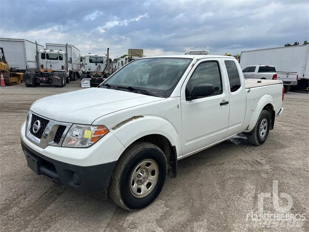 Nissan FRONTIER Furgonetas caja abierta