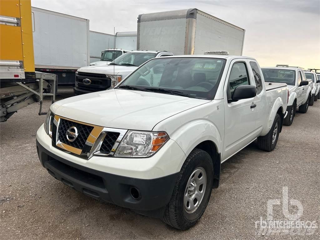 Nissan FRONTIER Furgonetas caja abierta