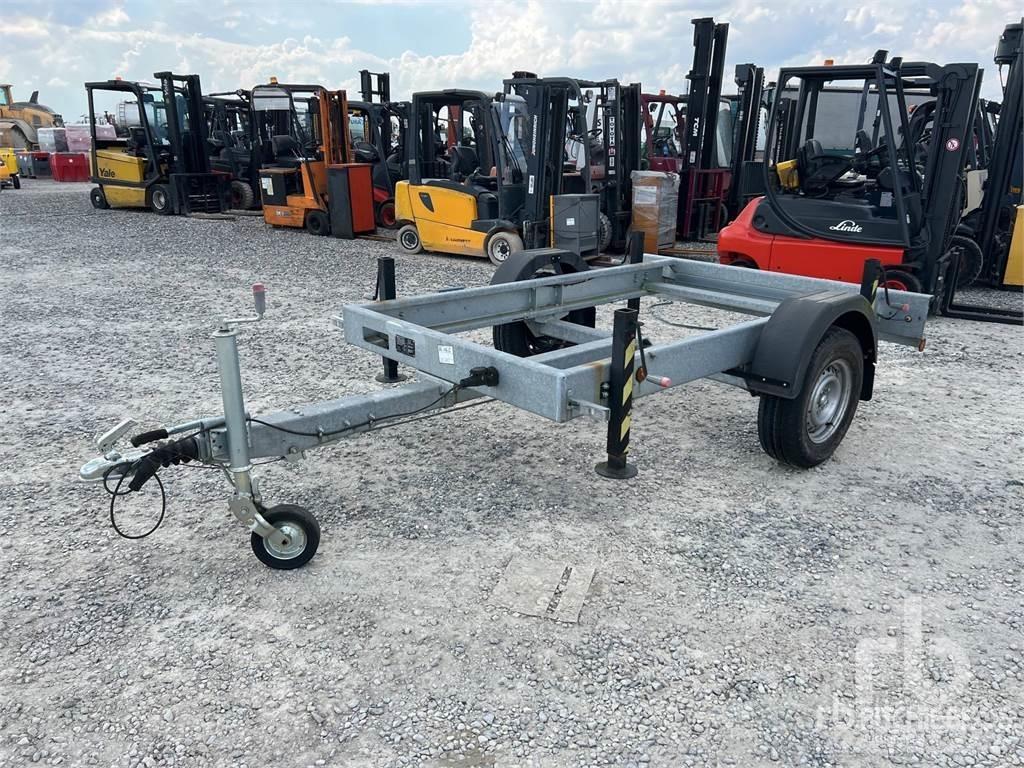  OMC UK1800 Otros remolques