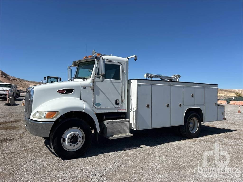 Peterbilt 335 Vehículos - Taller