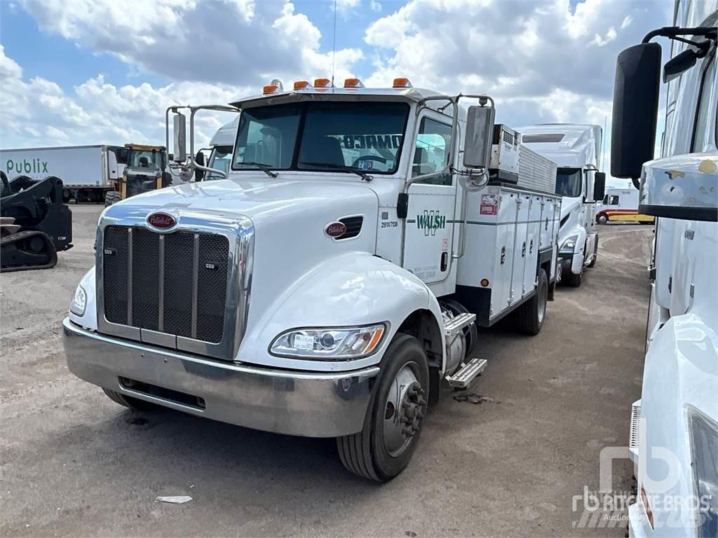 Peterbilt 337 Vehículos - Taller