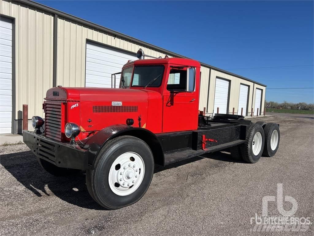 Peterbilt 354DT Cabezas tractoras