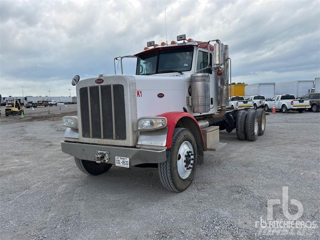 Peterbilt 388 Camiones portamaquinaria