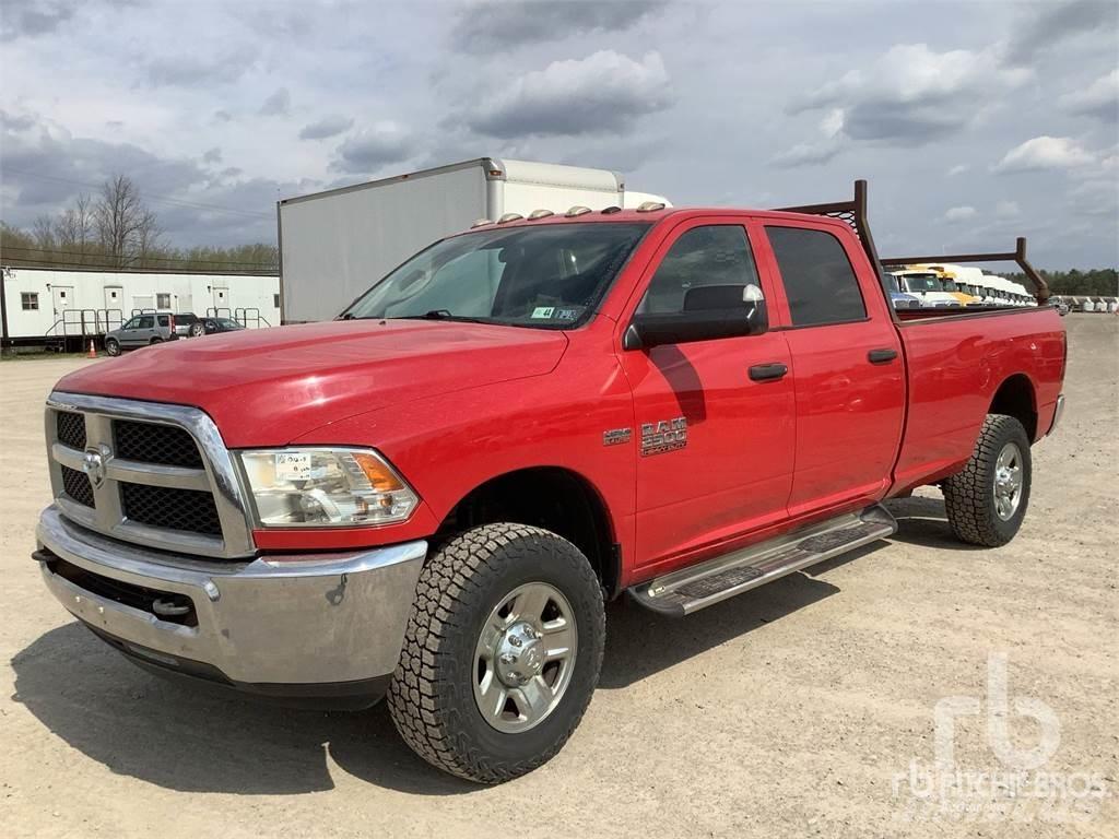 RAM 2500 Furgonetas caja abierta