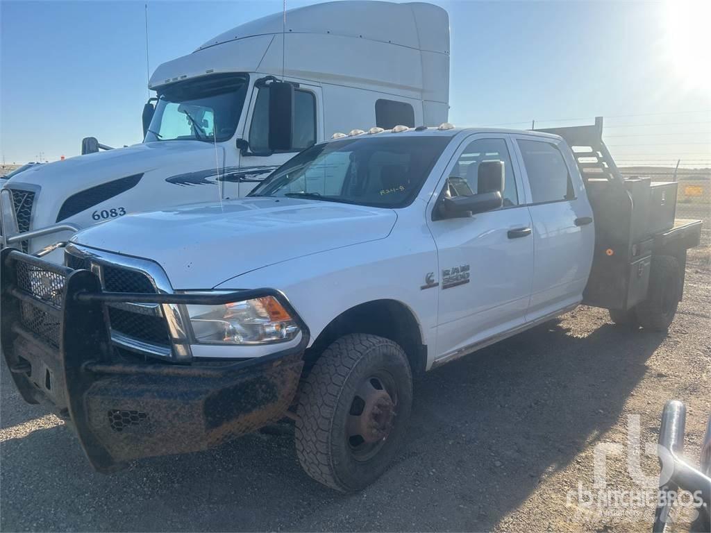 RAM 3500 Furgonetas caja abierta