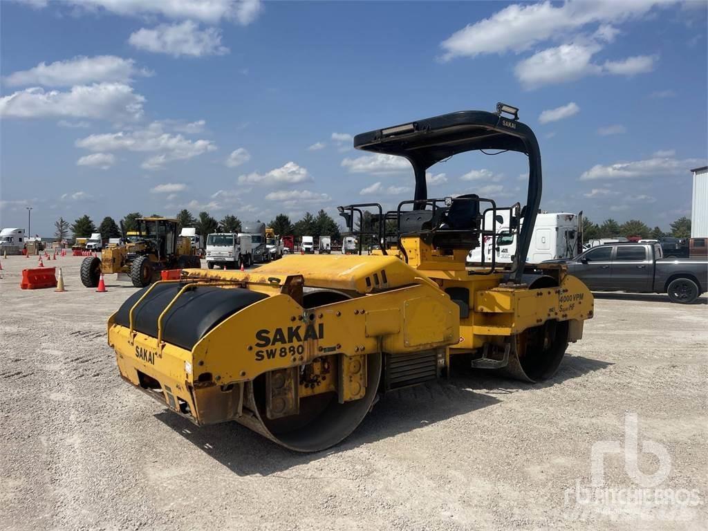 Sakai SW880 Rodillos de doble tambor