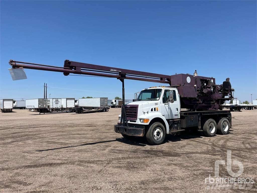 Sterling LT7500 Camiones de perforación móvil