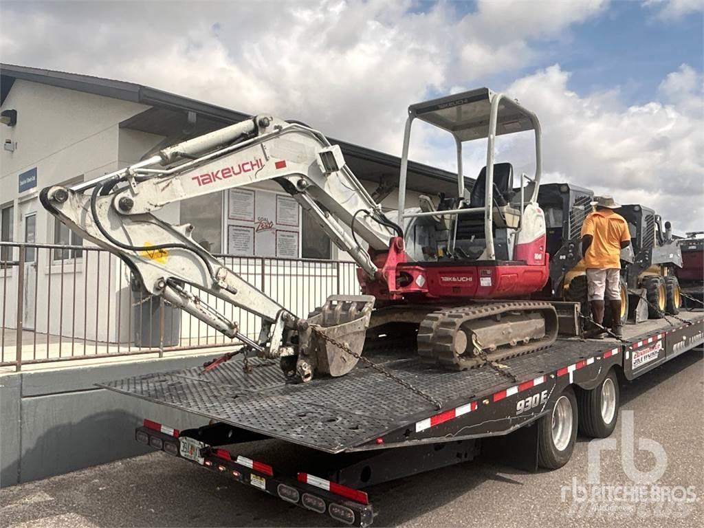 Takeuchi TB240R Mini excavadoras < 7t