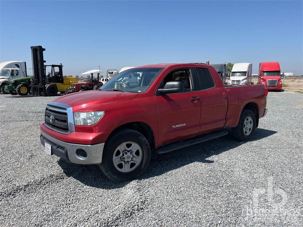 Toyota TUNDRA Furgonetas caja abierta