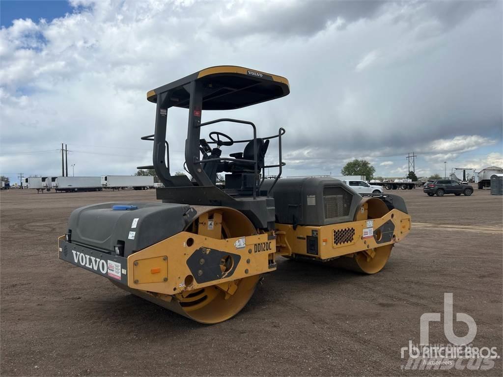Volvo DD120C Rodillos de doble tambor