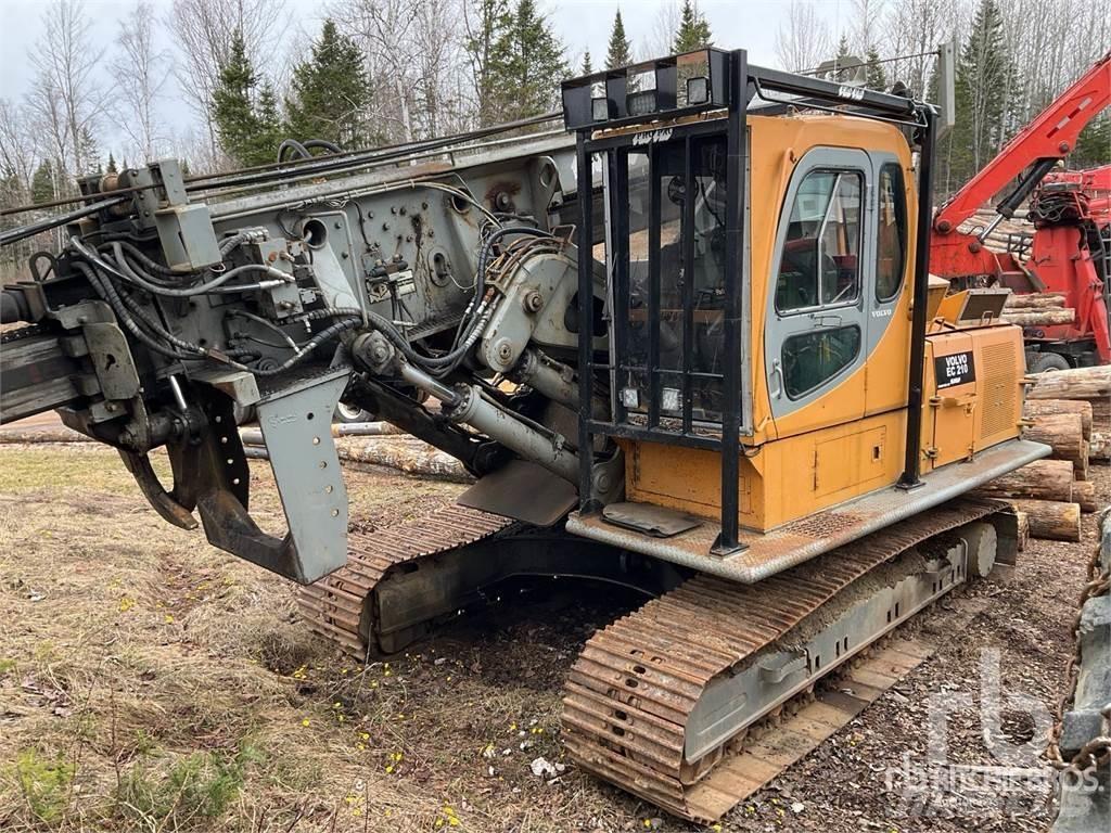 Volvo EC210B Desramador
