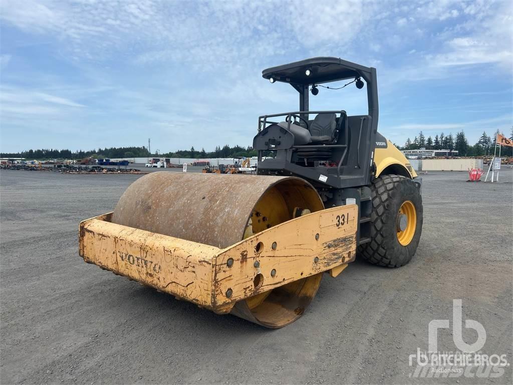 Volvo SD100D Compactadores de suelo