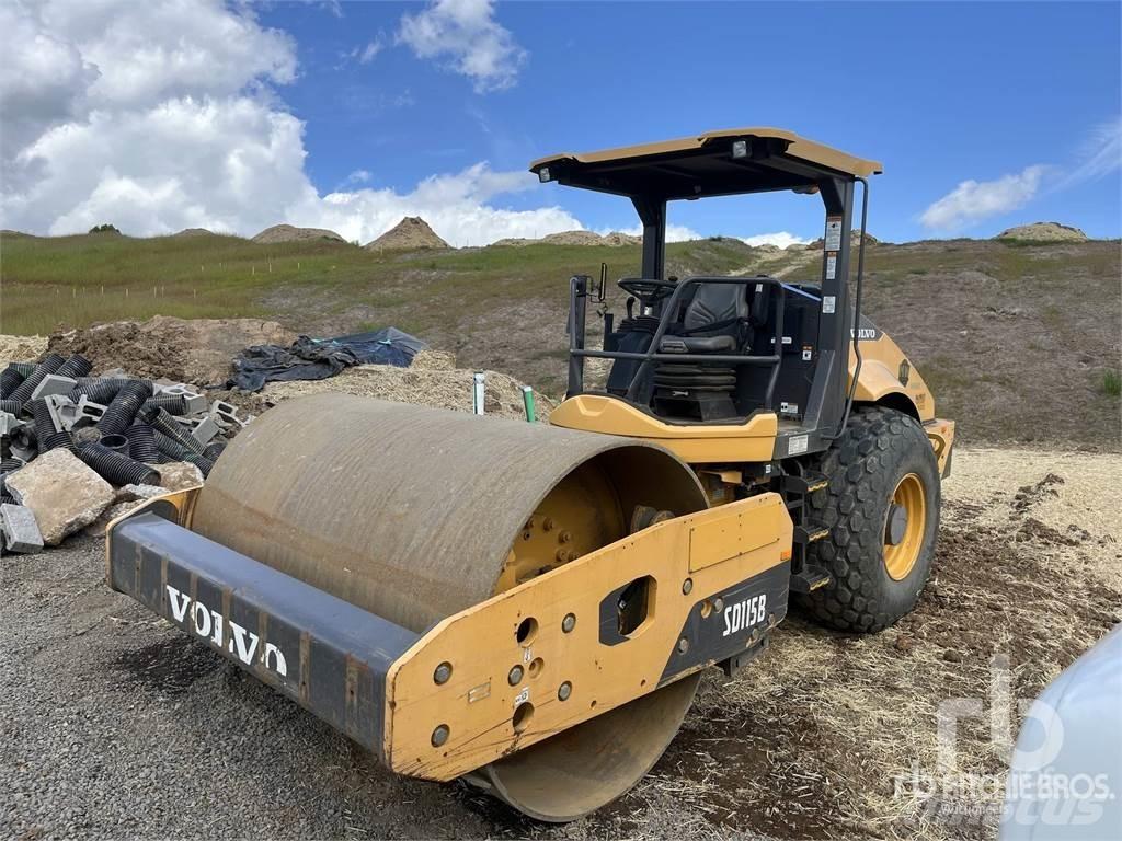 Volvo SD115B Compactadores de suelo