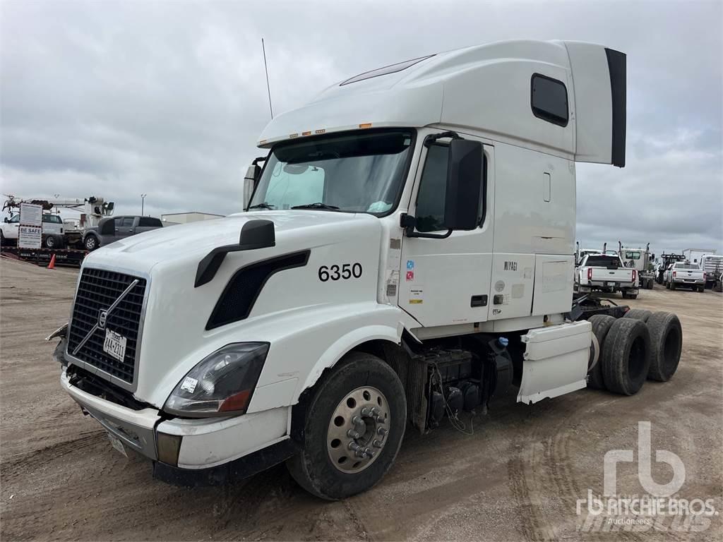 Volvo VNL Cabezas tractoras