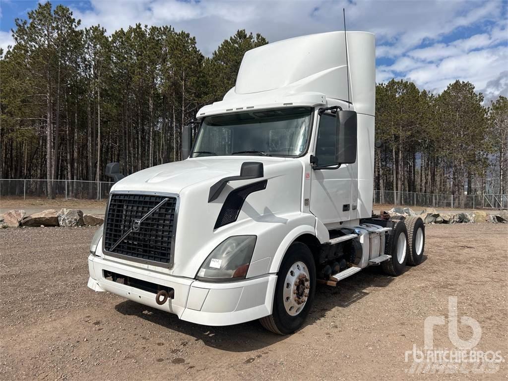 Volvo VNL Cabezas tractoras
