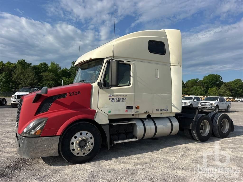 Volvo VNL Cabezas tractoras