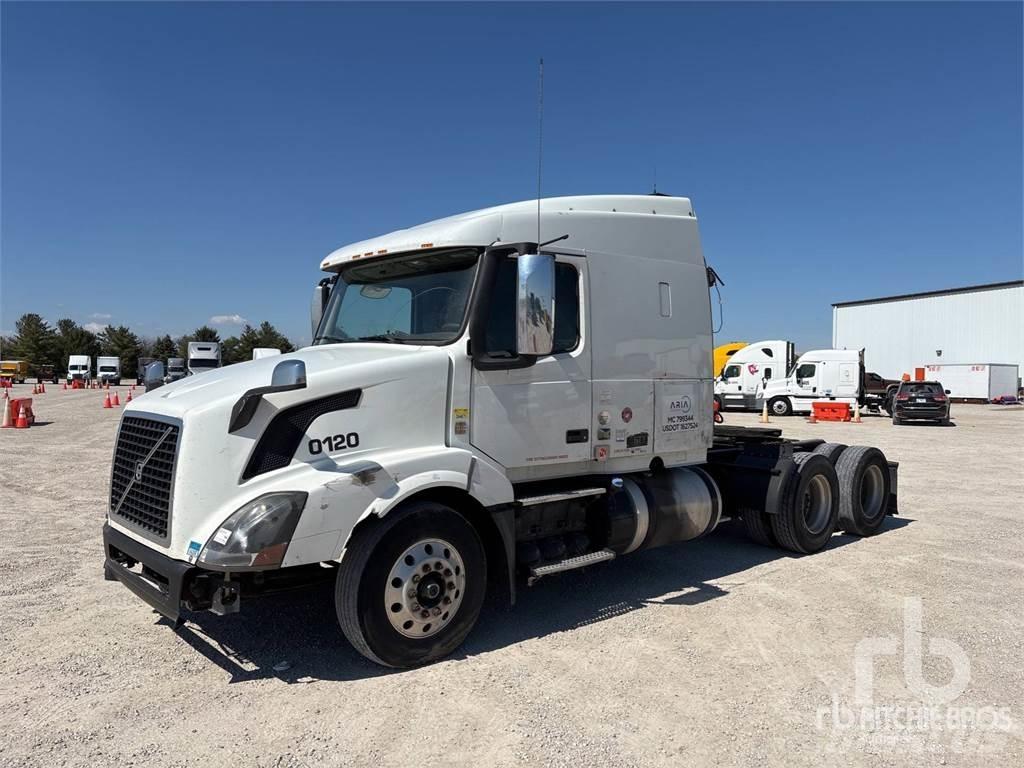 Volvo VNL Cabezas tractoras